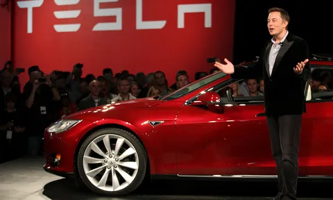 Tỷ phú Elon Musk mất 11 tỷ USD chỉ sau một đêm