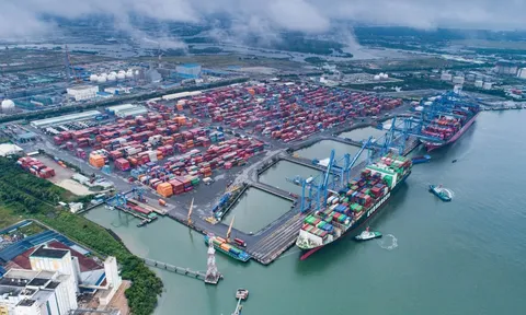 Kim ngạch xuất nhập khẩu hàng hóa Việt Nam đạt mốc 700 tỷ USD