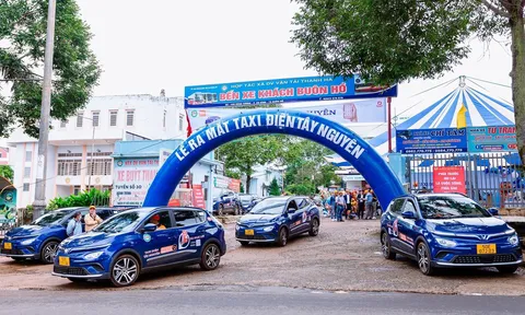 Đắk Lắk: Ra mắt hãng Taxi điện Tây Nguyên “Bạn uống – Tôi lái”