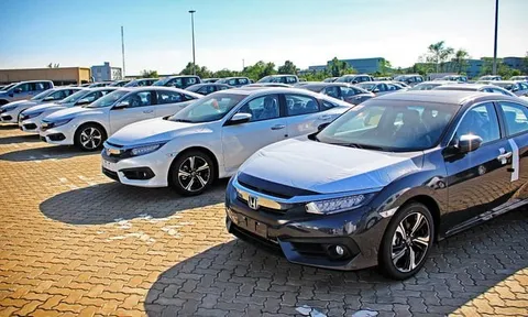 Ôtô nhập khẩu đạt gần 10.000 xe trong tháng 2