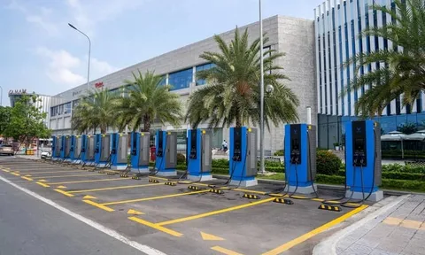 Nhà sáng lập VinFast lập công ty phát triển trạm xạc xe điện toàn cầu